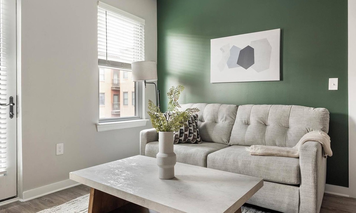 Yamacraw Village Apartment | Landing | Beautiful 2BD in Downtown