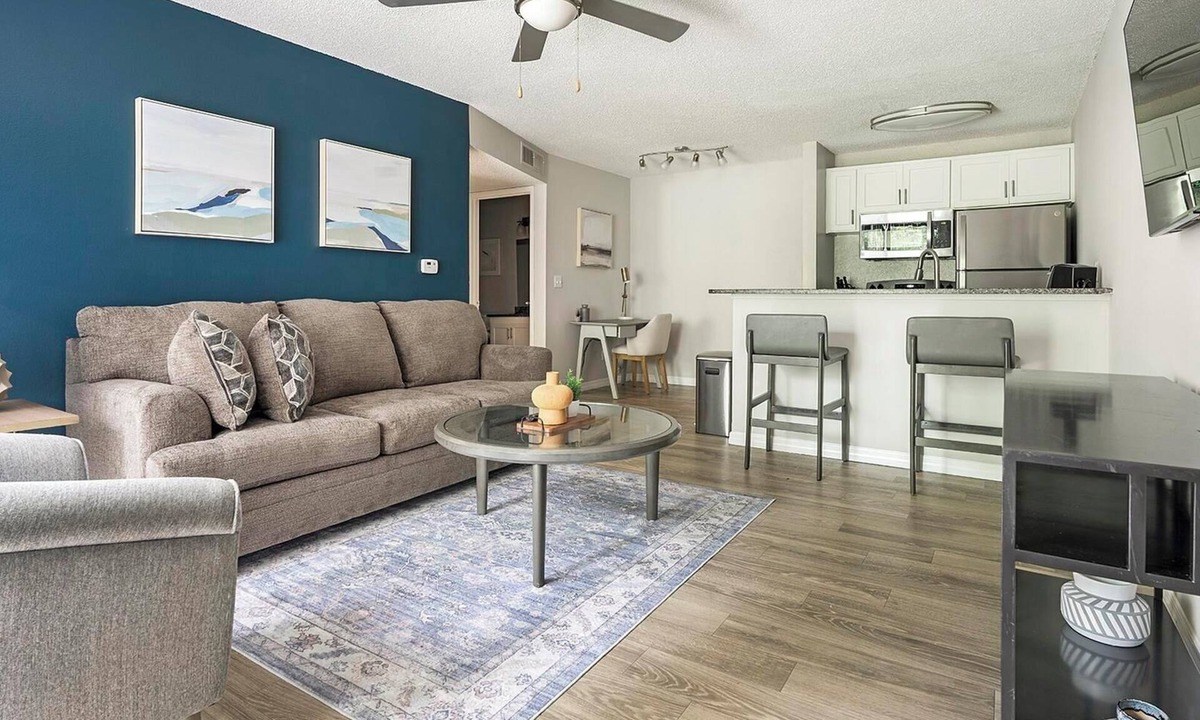 Villas Apartment | Landing | Stylish 1BD, Clubhouse, Gym