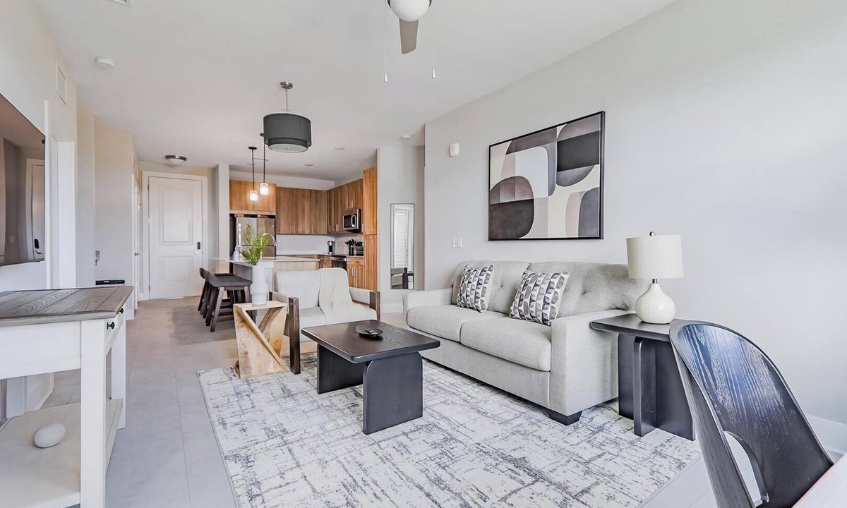 Interchange Square Apartment | Landing | Stylish 2BD, Clubhouse, Gym