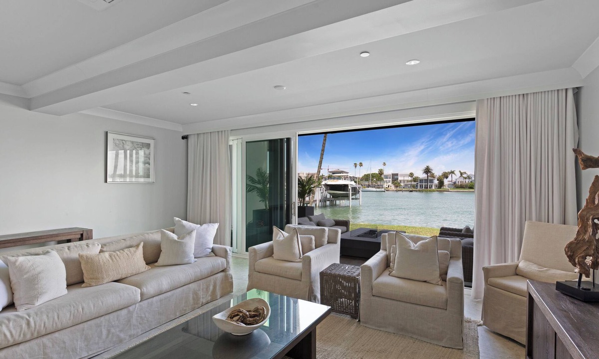 Pp Pelican Pointe Clearwater | Clearwater Beach