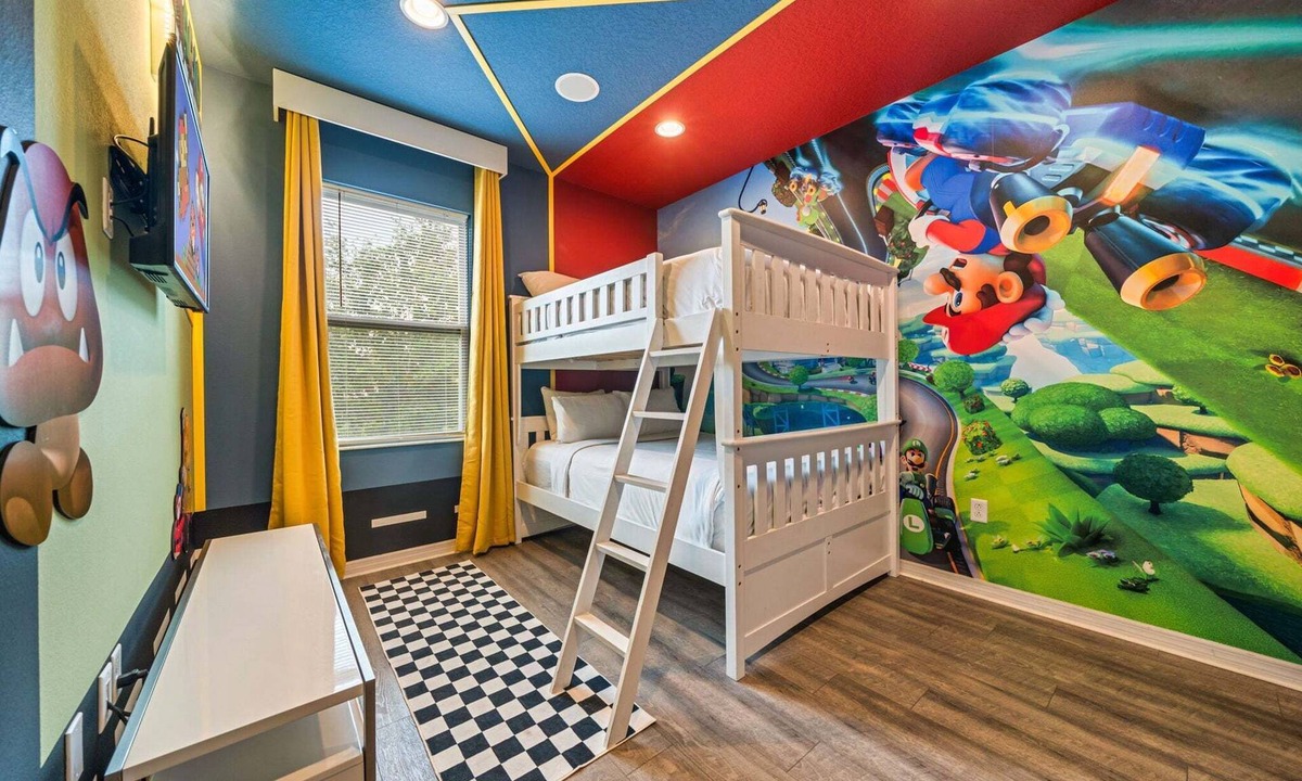 Loughman Villa | Last Minute Disney Getaway! Private Pool & Themed Bedrooms. Book Now! #148073
