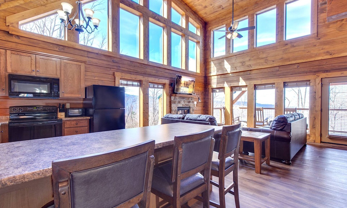 Gatlinburg Cabin | Lasting Impressions by Jackson Mountain Rentals