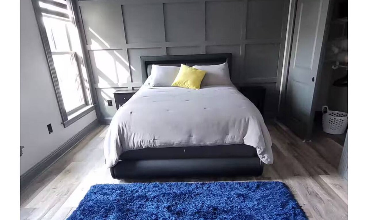 Elizabethtown Condo | Lavish Rooftop Condo B with free ev charging for any vehicle