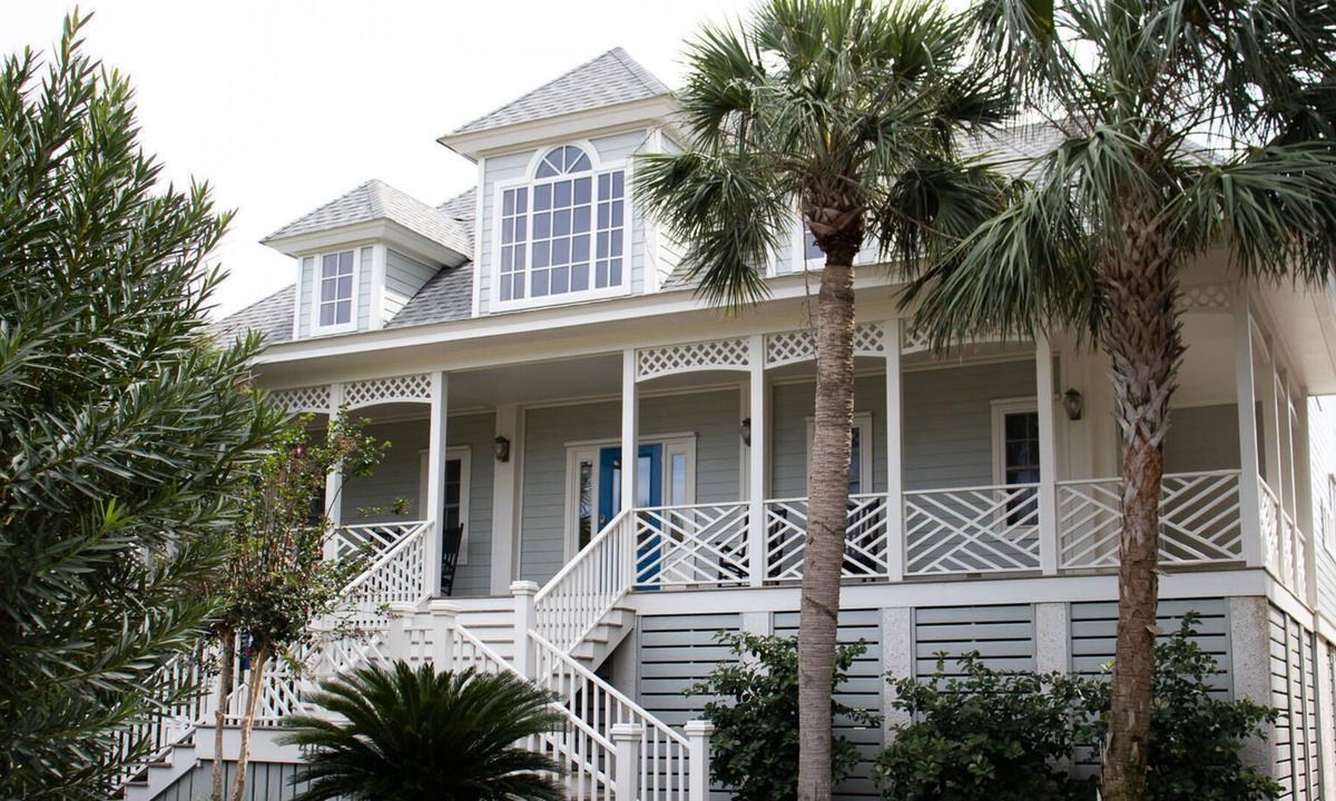 Saint Helena Island House | Lavish Two-Story Oceanfront Home w/ Huge Deck, WiFi, & Incredible Views