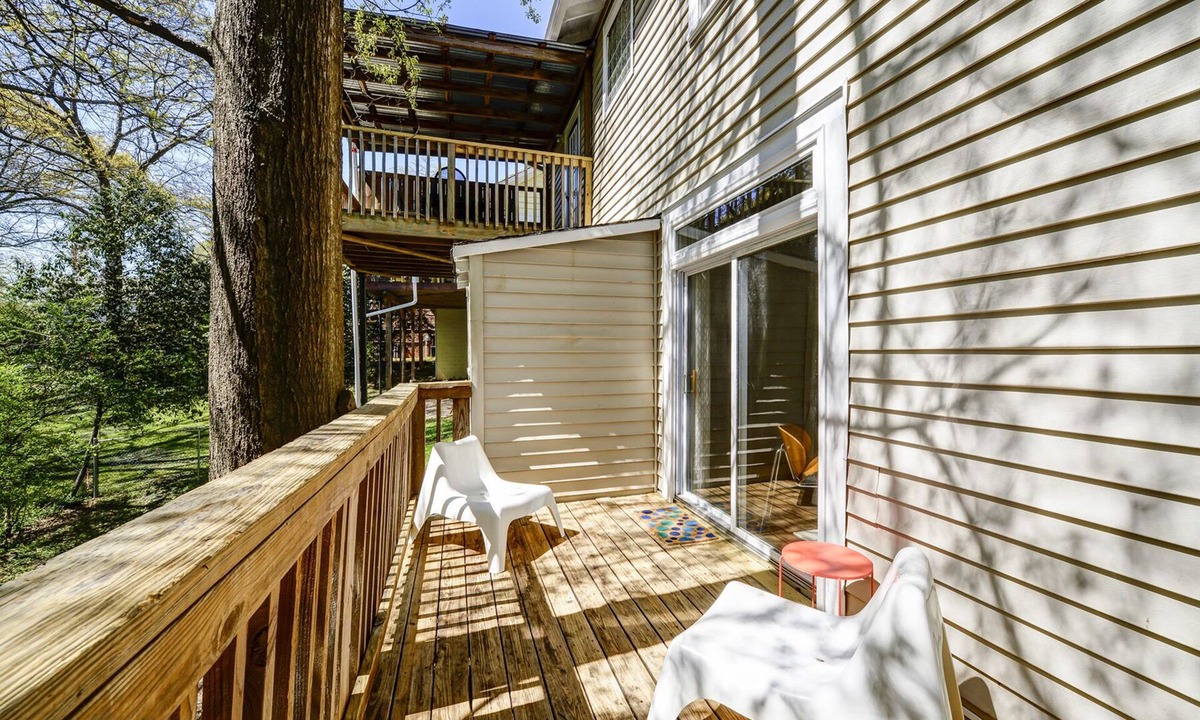 Garden Hills House | Light-filled Cottage in the Middle of it All!