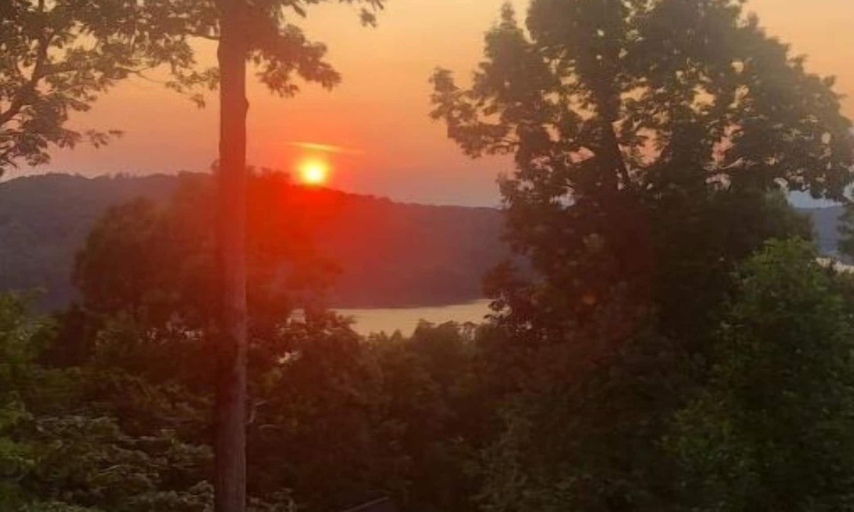 Hayesville Cabin | LONG VIEW LODGE~ Relax with Mountain & Lake Views