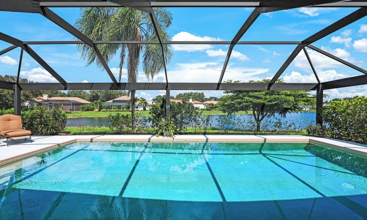 Naples House | Longshore Lake, Naples, Florida