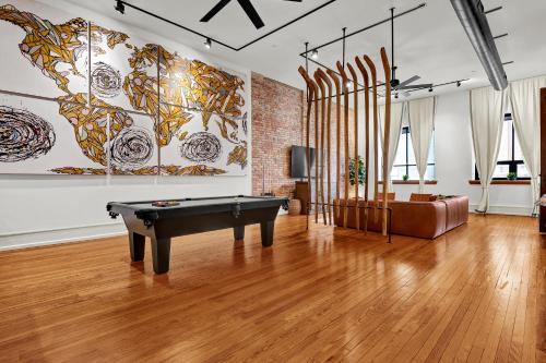 Downtown Wilmington House | Luxe 220 Suite 6
