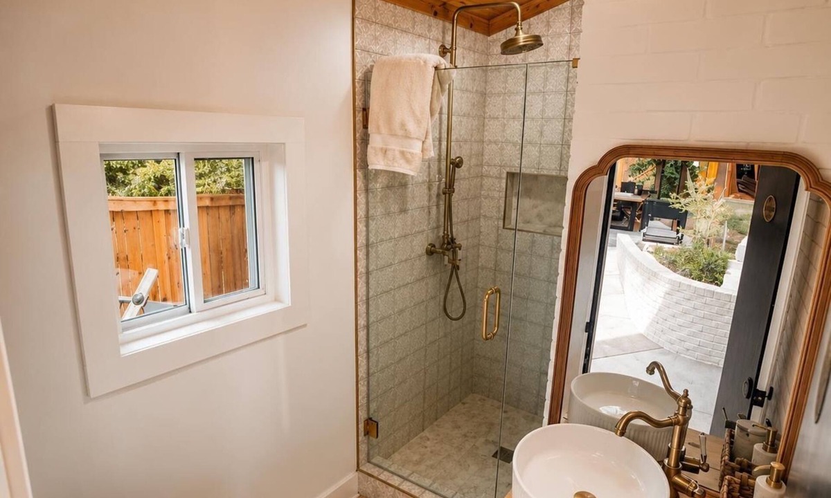 Lawrenceville House | Luxe Group Getaway, Patio & 14 Guests