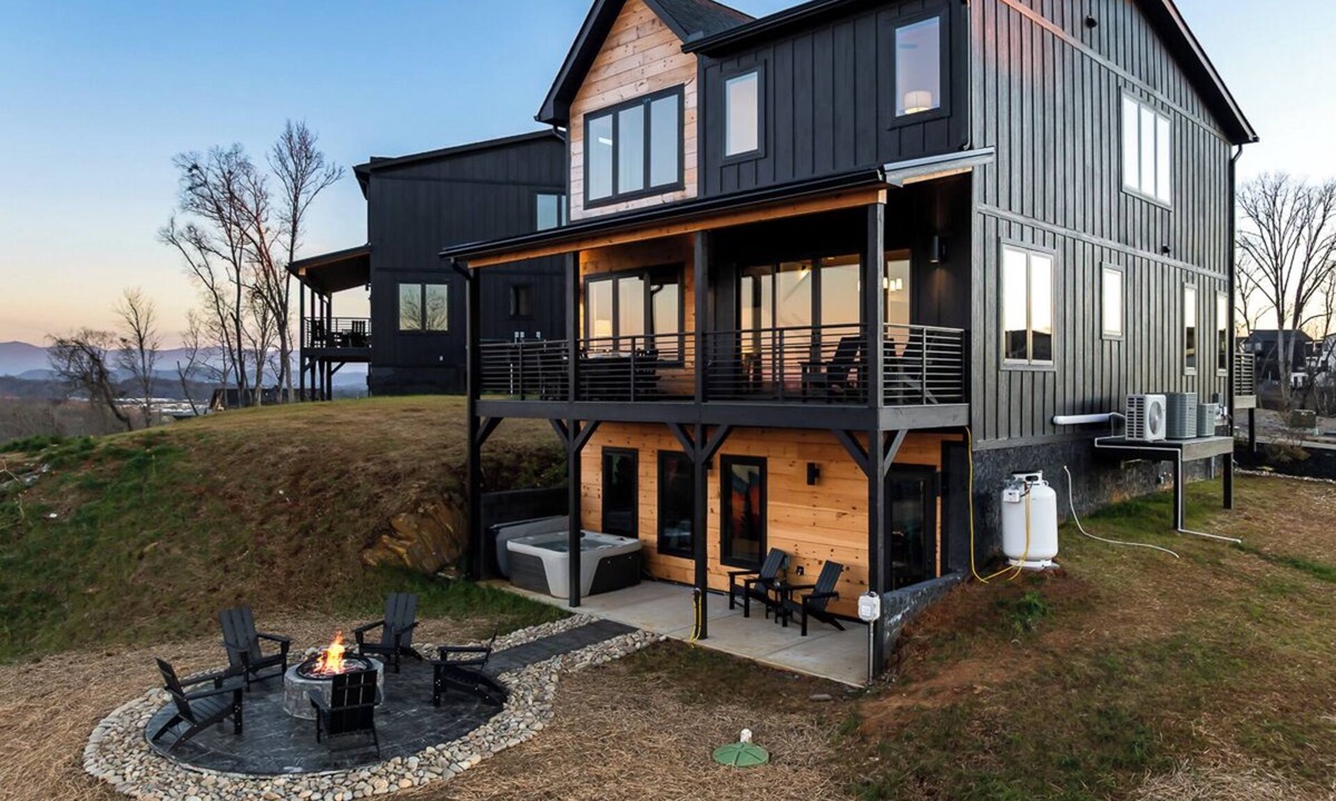 Sevierville Cabin | Luxe Mountain Lodge: Indoor Pool, Views, Fire Pit