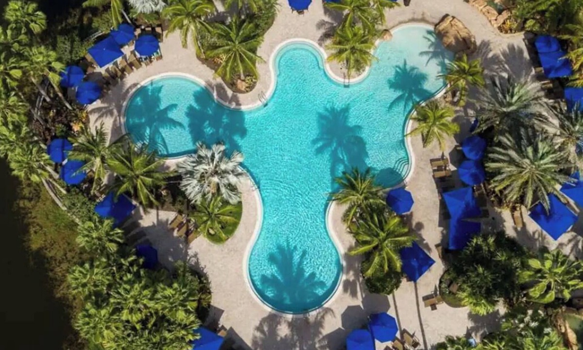 Biggar Condo | Luxurious 2 bed/2.5 bath available for rent! Resort Living! Pools, Gym, Courts