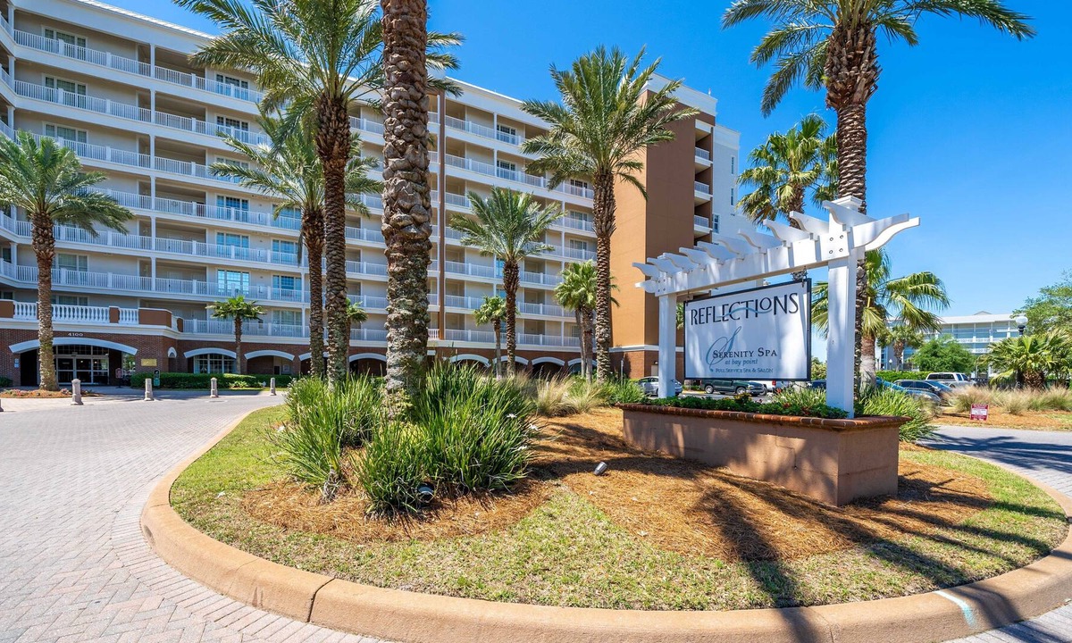 Upper Grand Lagoon Condo | Luxurious 2Br/2Ba Reflections at Bay Point - Ground Floor-Bay view, Golf