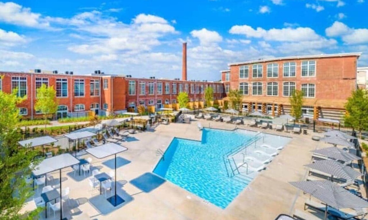Judson Apartment | Luxury 1-bedroom apartment with pool