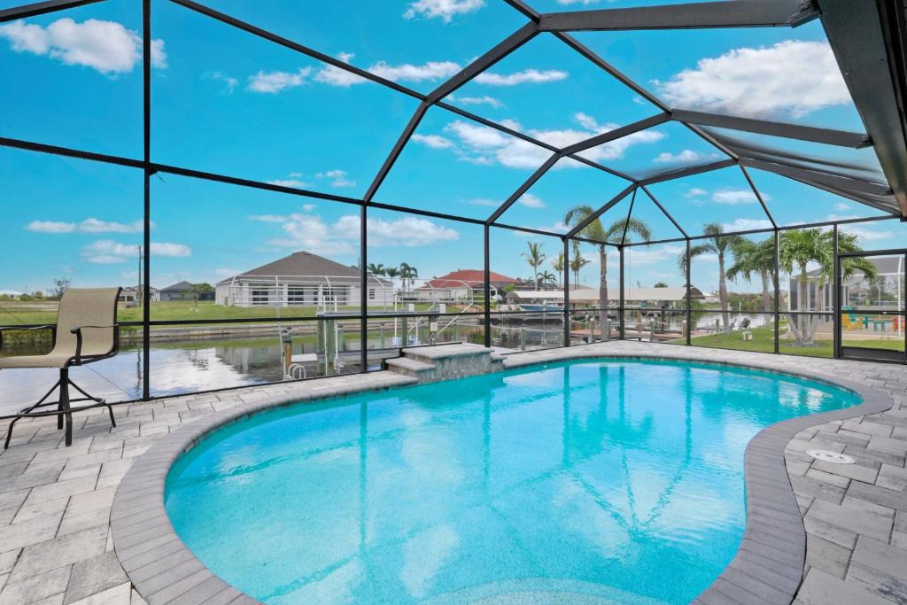 Burnt Store Villa | Luxury breathtaking Villa with direct Gulf access & Heated Pool, Villa Manatee Sight