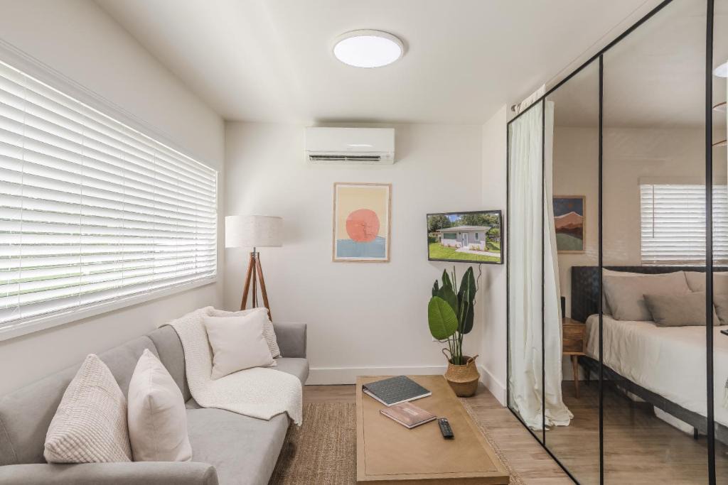 College Park House | Luxury Tiny Home 2 Miles from Downtown Orlando