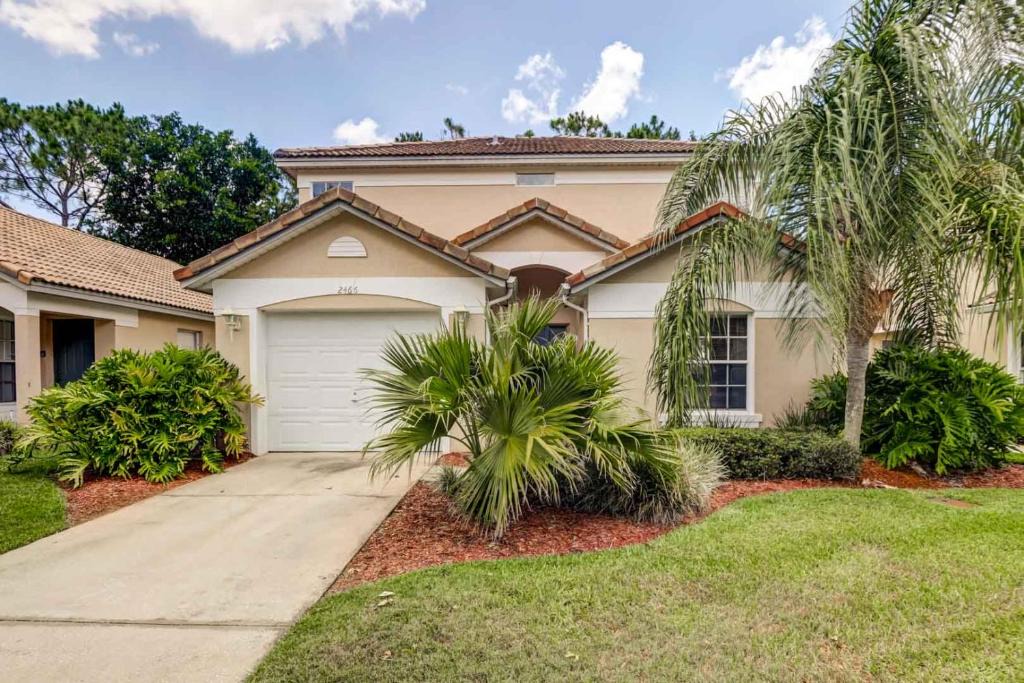 Haines City House | Lyn's Southern Dunes Vacation Home