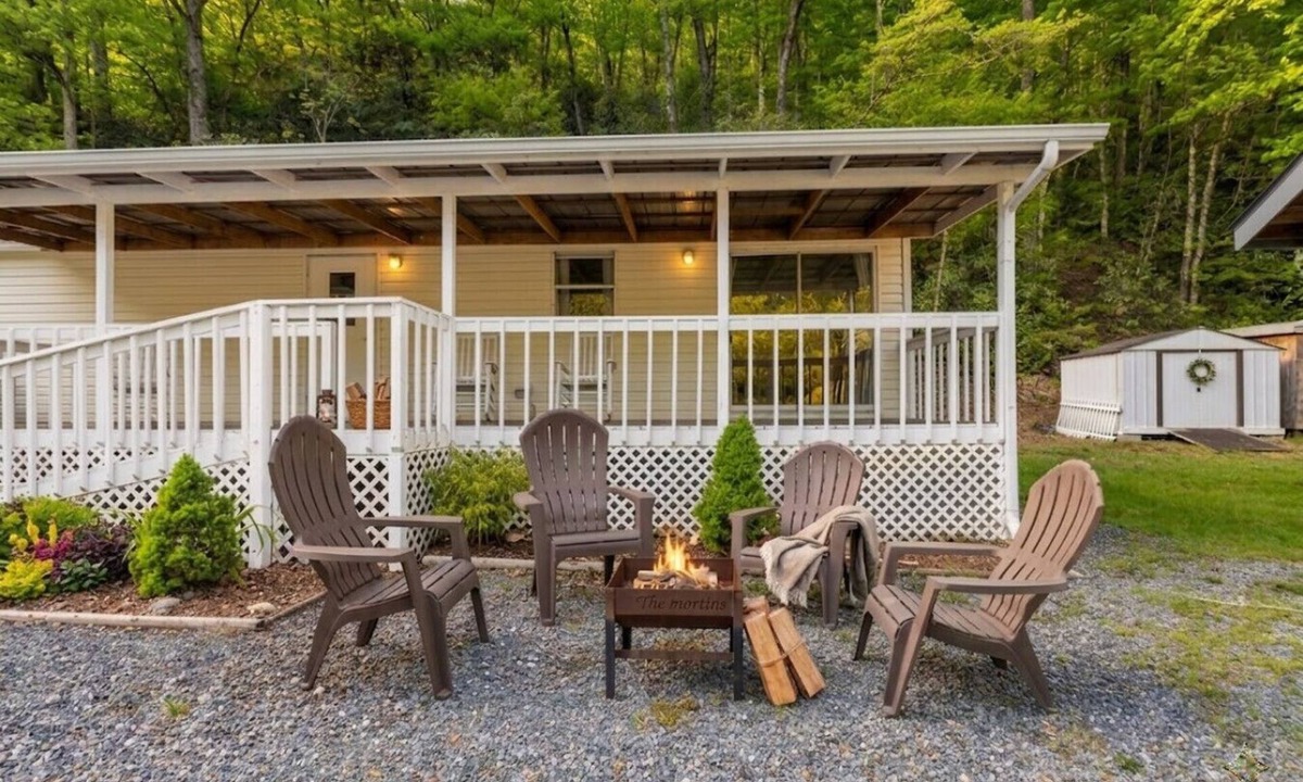 Sylva House | Magical Location on the River, Hiking, and Rafting