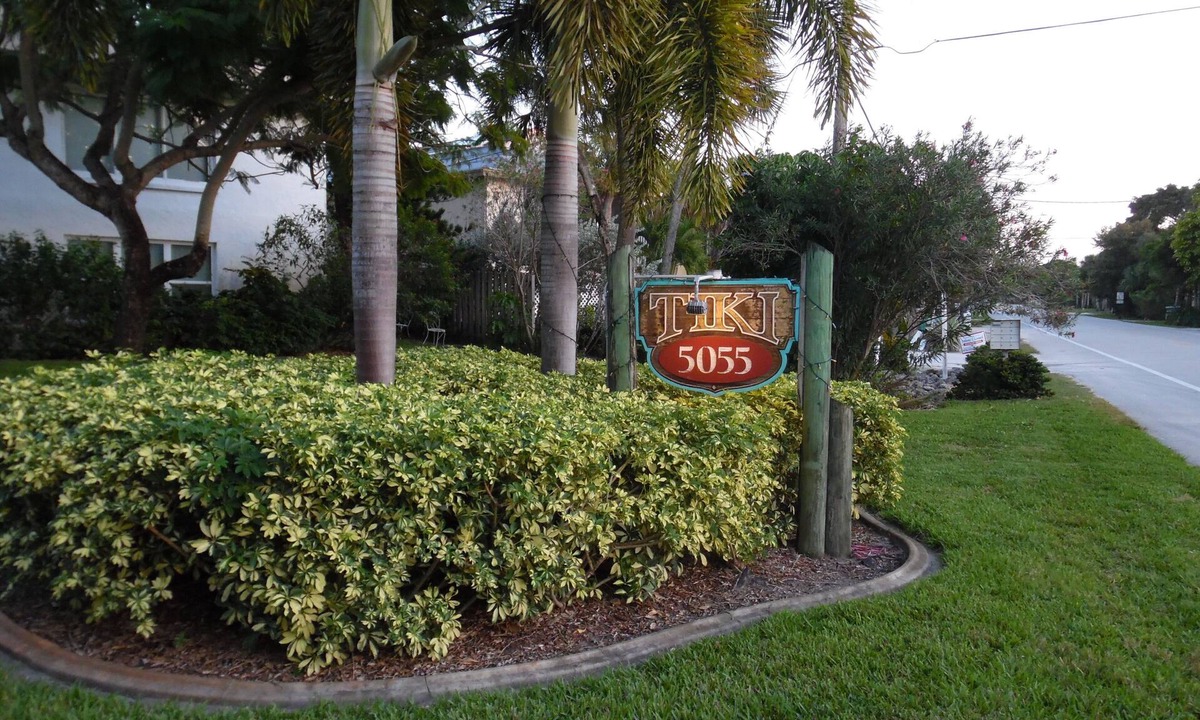 Englewood Condo | Manasota Key Bay Side Remodeled Condo