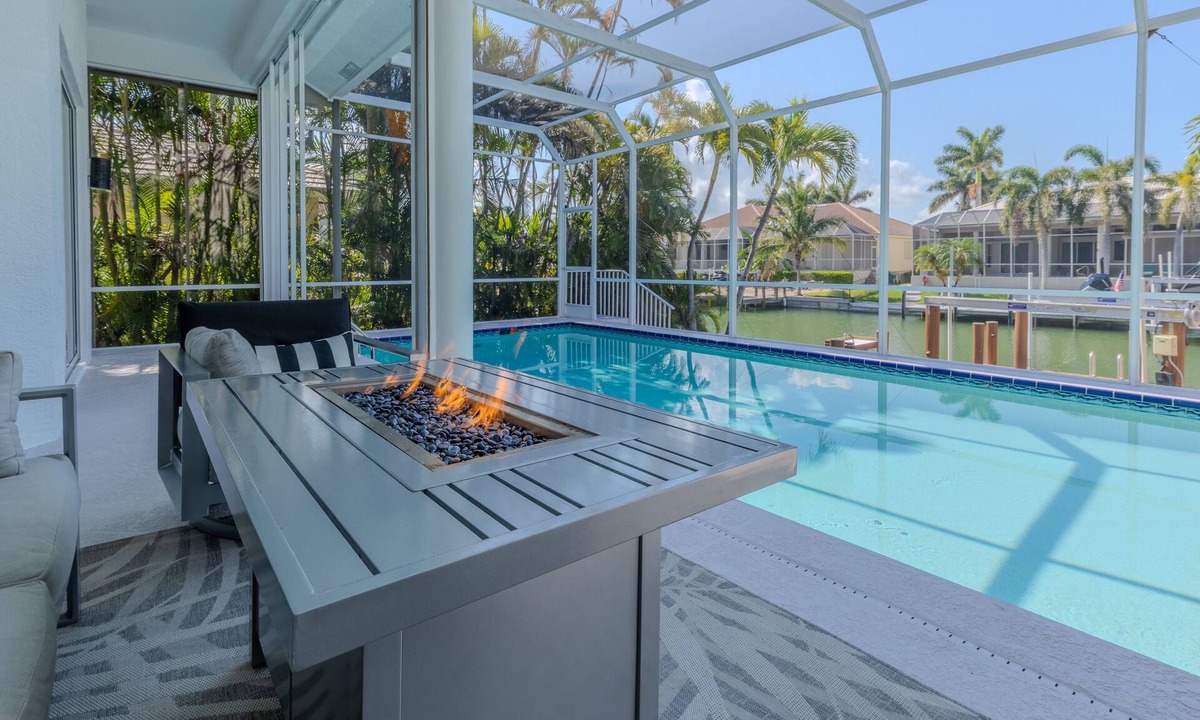 Marco Island House | Marco Island Waterfront Single-Story Home w/Direct Gulf Access