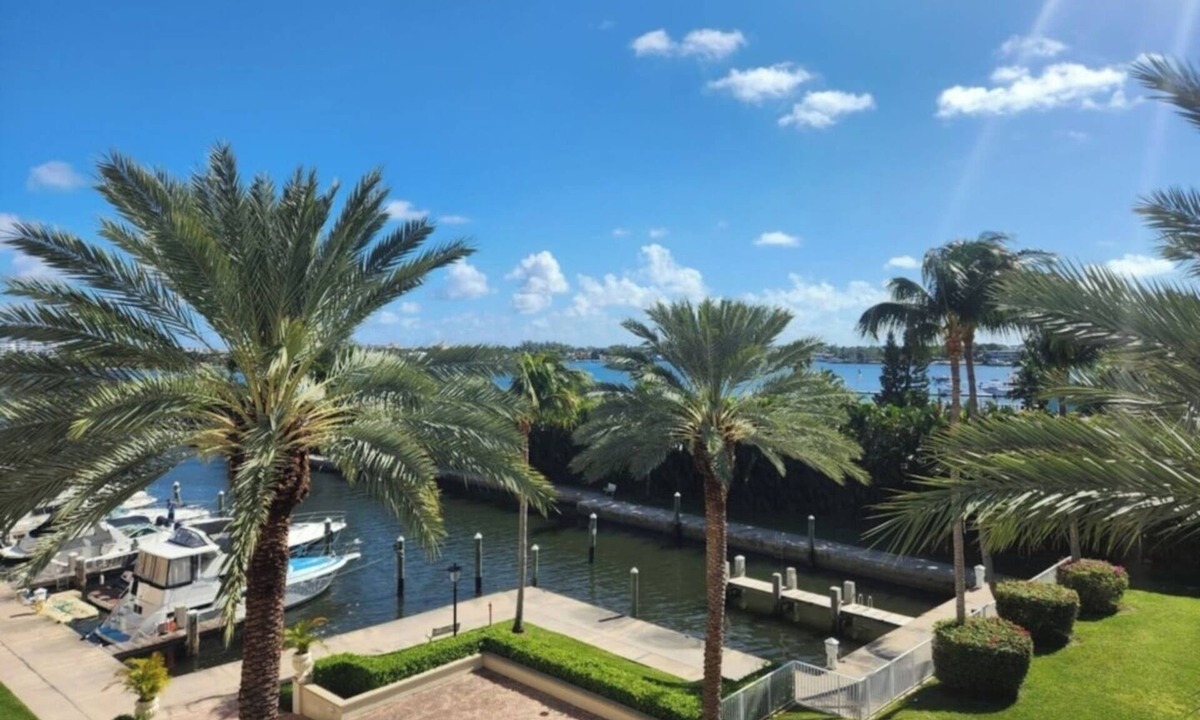East Ocean Ave Condo | Marina facing Two-Bedroom Double-Balcony Oasis!