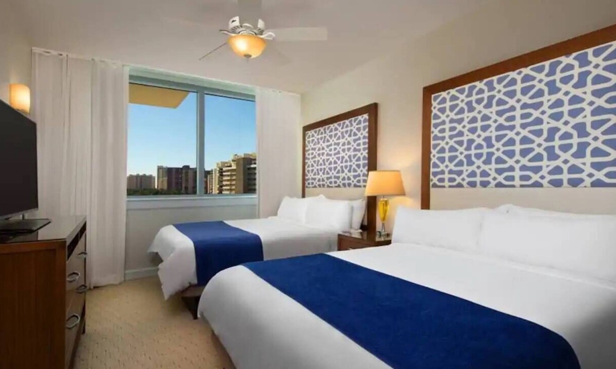 Marco Island Villa | Marriott's Crystal Shore Steps away to the Ocean. Gulf Side. Balcony