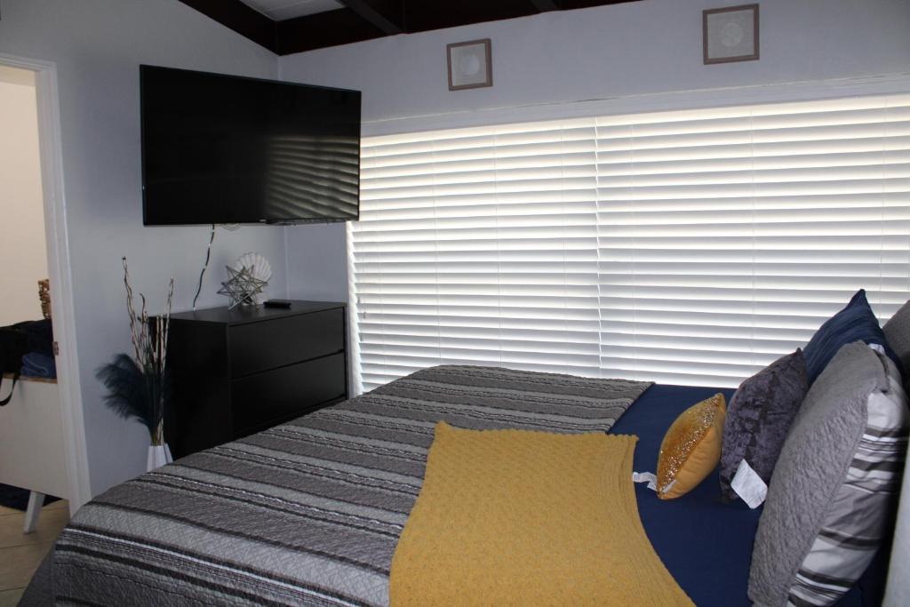 Miami Gardens House | Master King Suite by Hard rock stadium and casino