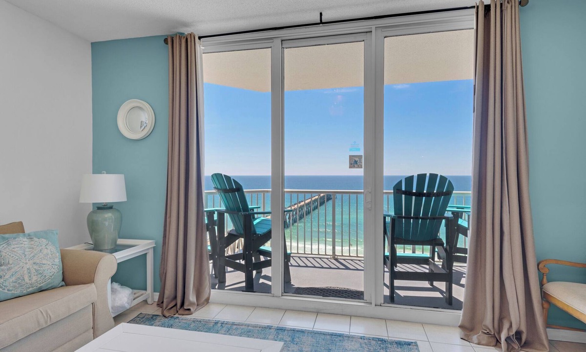 Navarre Beach Condo | Mermaid's Grotto - Summerwind 1002E Beach Service Included 2024!!