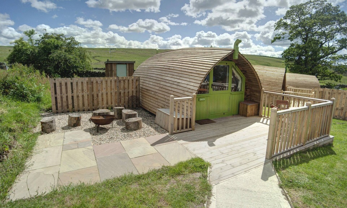 Langley-on-Tyne Ski Chalet | Mobility-friendly Cabin in Hexham