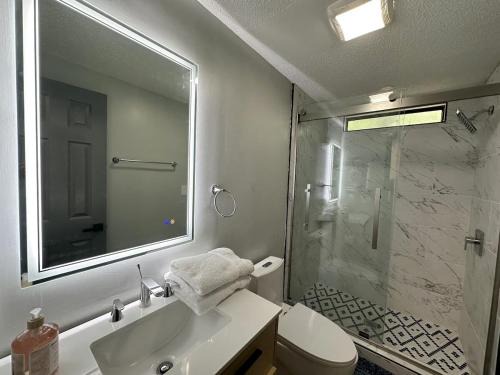 Gainesville Apartment | Modern 2 bed Home 10 mins from Dtown Gainesville