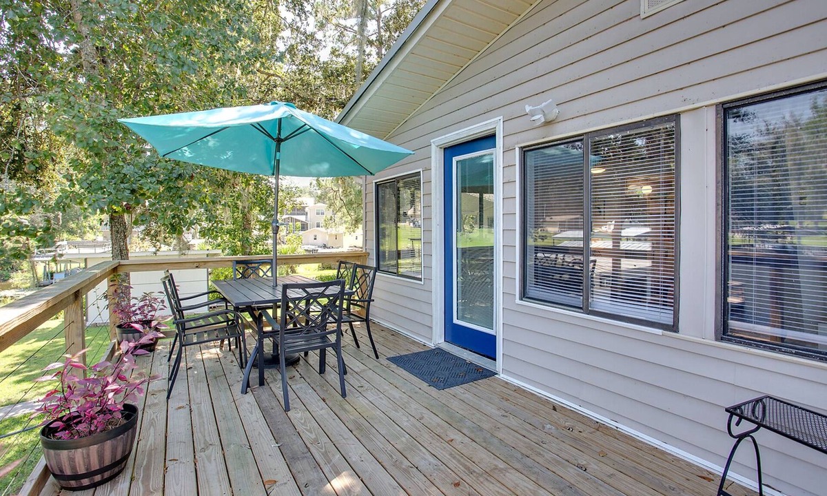 Telogia House | Modern 4/2 Retreat @ Lake Talquin with Dock. Pet friendly!