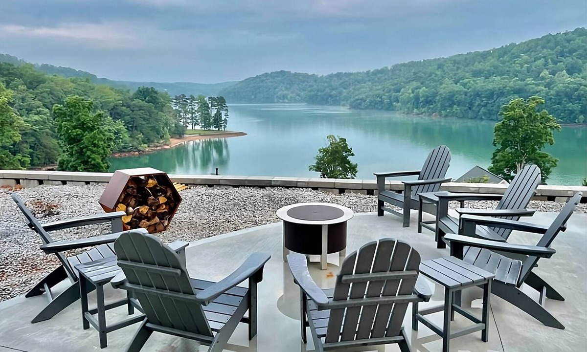 Hidden Springs House | Modern Lake Cottage - Amazing Views - 6 Bed/6 Bath - Boat Launch