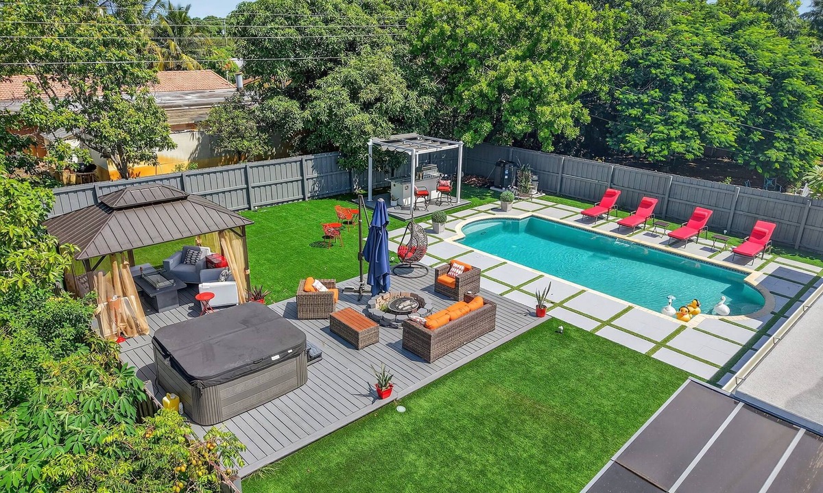 Boynton Beach House | Modern Luxury Home, Pool, Walk To The Beach