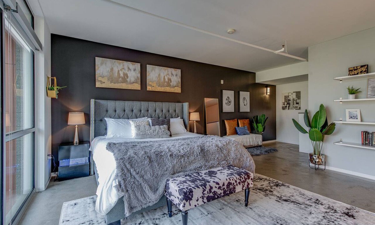 Historic Edgefield Condo | Modern Meets Country 1bd 2-story Nashville Condo
