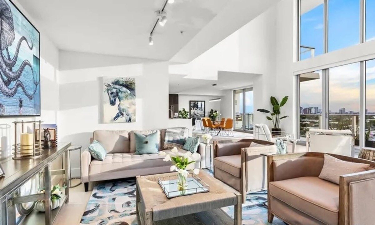 Central Fort Lauderdale Apartment | Modern Penthouse Loft with Skyline Views