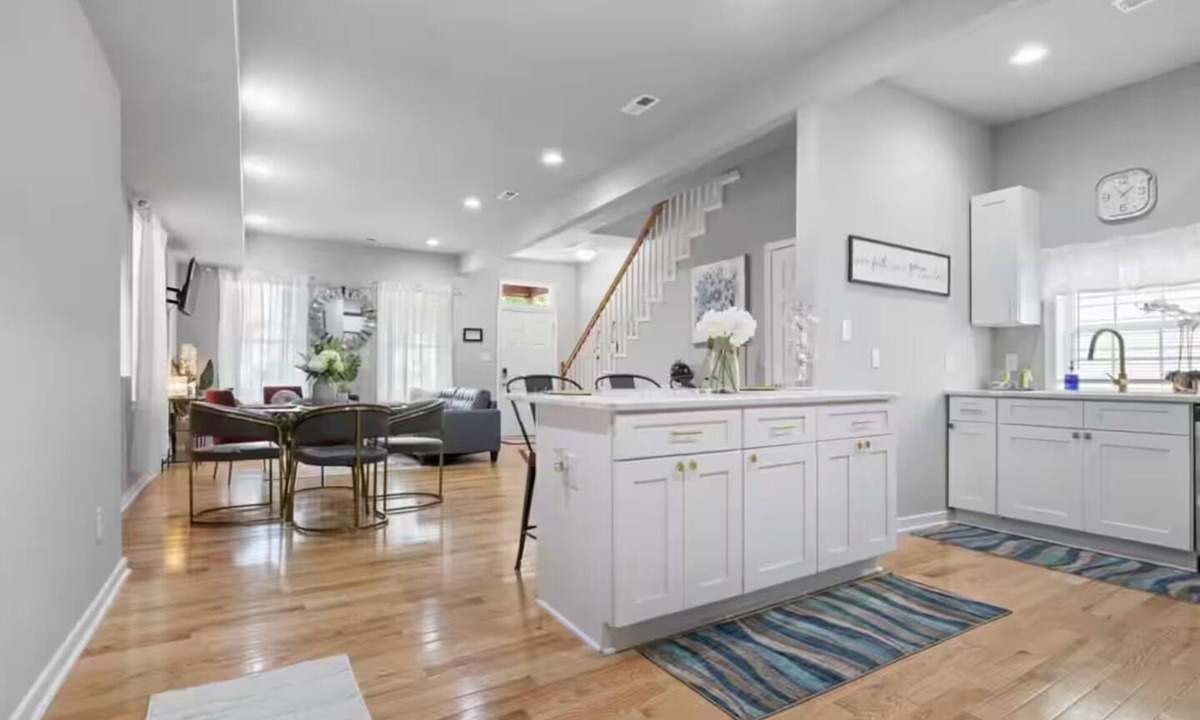 North Chesterfield House | Modern Stylish Vacation Home