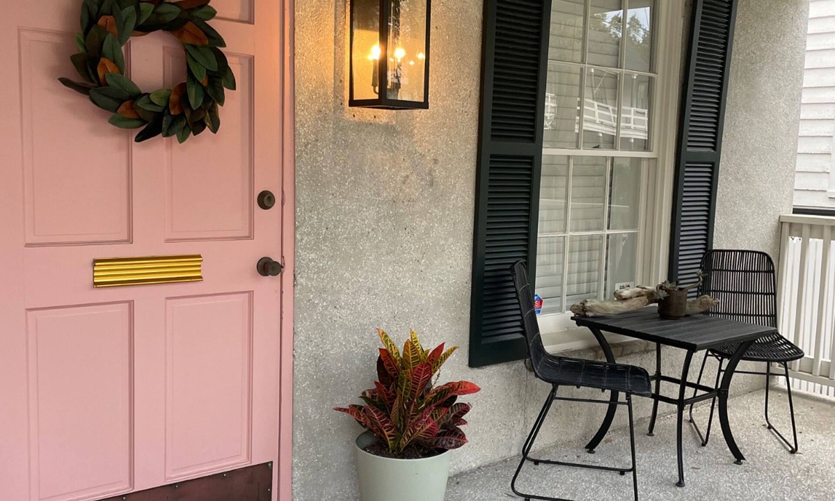 The Point House | Mojito Studio- Walk to everything Beaufort has to offer!