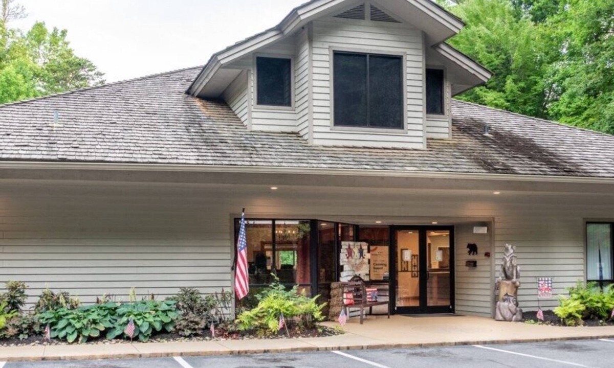 Gatlinburg Villa | MountainLoft™ - 1 Bedroom Deluxe Villa
