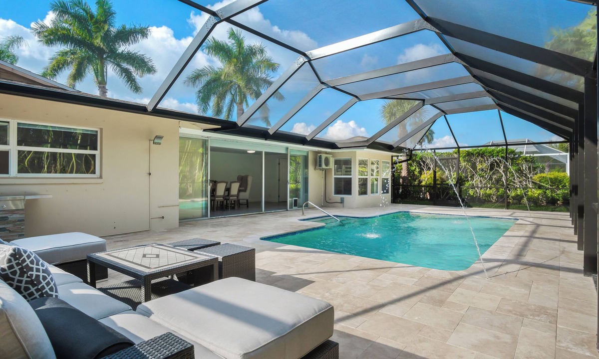 Palm River Estates Villa | Naples Dream Escape 4BR Home, heated pool, 10min from Beach