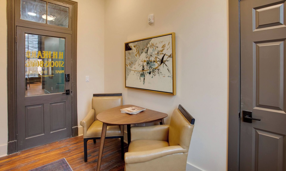 Florence Apartment | Near Med Centers: Historic Apt in Dtwn Florence!