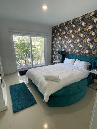 Princeton Villa | NEW 3 Story in Homestead- 3/2.5 Balcony & Rooftop