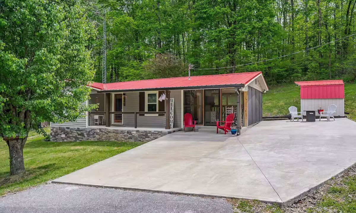Smithville House | New-Sunfish Cottage - Walk to Hidden Harbor Marina