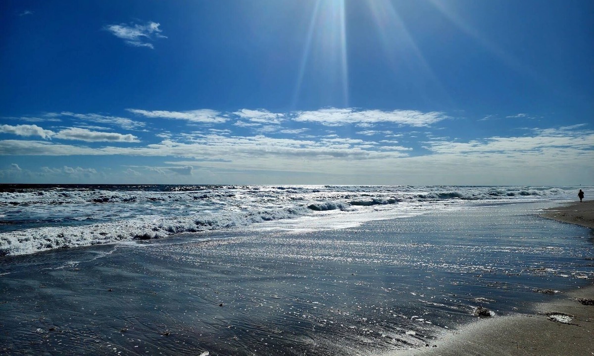 Ocean Side Village Condo | Newly renovated beach get away with pool and hot tub!