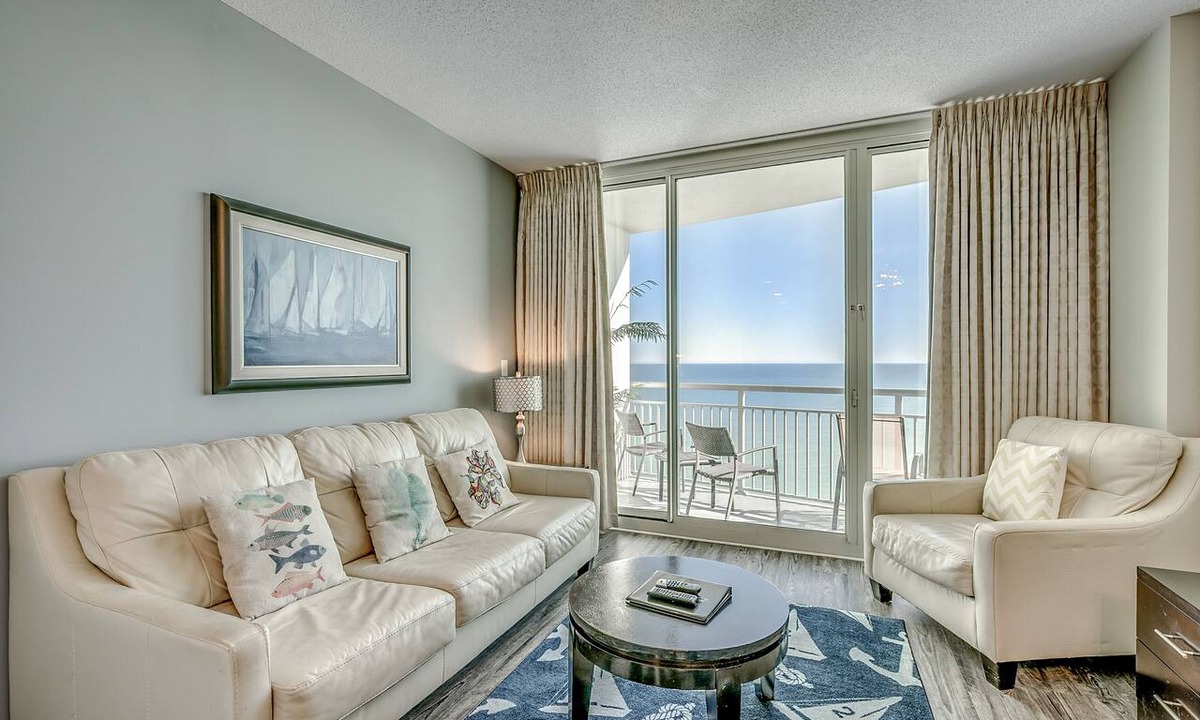 Downtown Myrtle Beach Condo | Newly Renovated Ocean Front Condo, Modern Deco, Central MB 50” Smart TV,