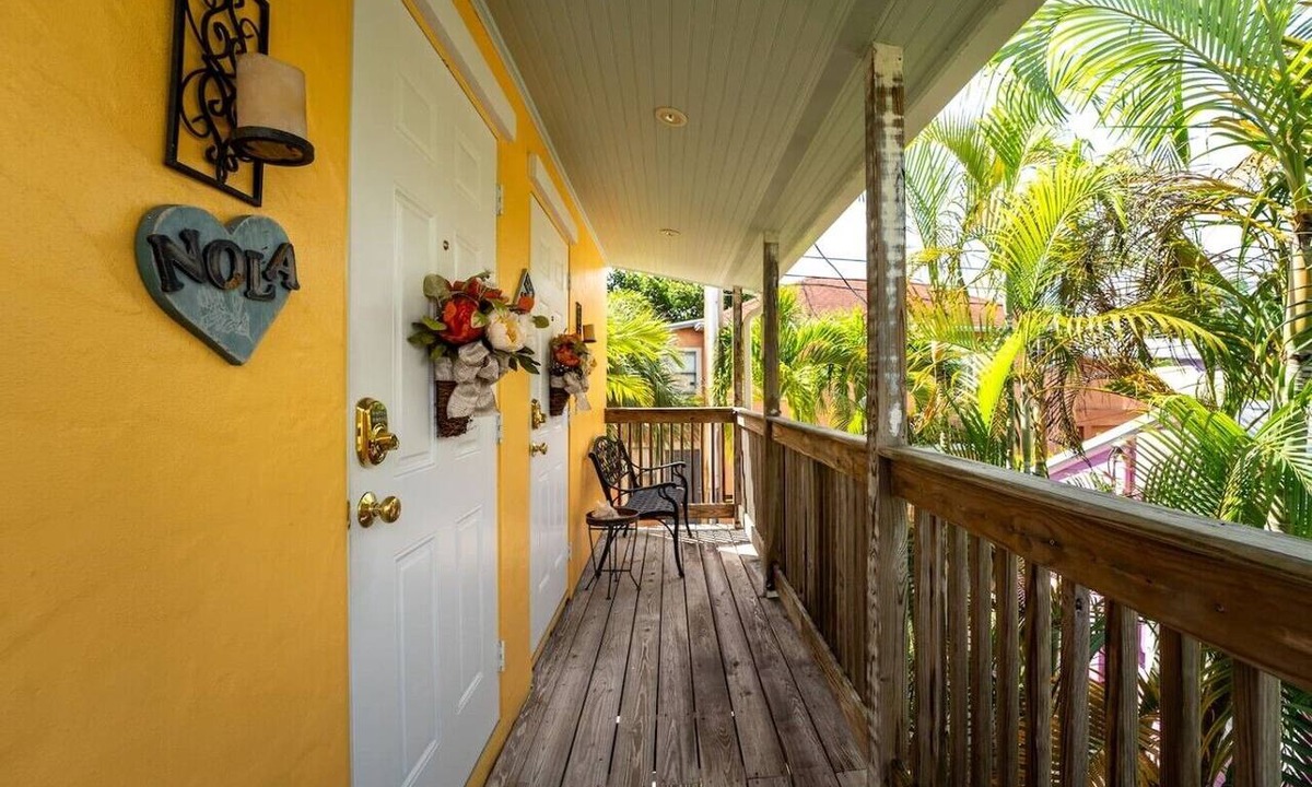 Grandview Heights Condo | Nola Suite a Cozy Retreat Htd Pool and BBQ
