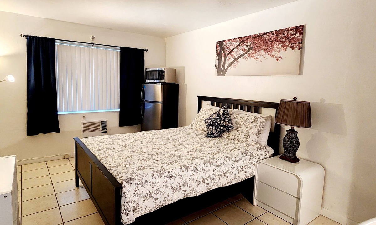 Oasis | Royal Poinciana