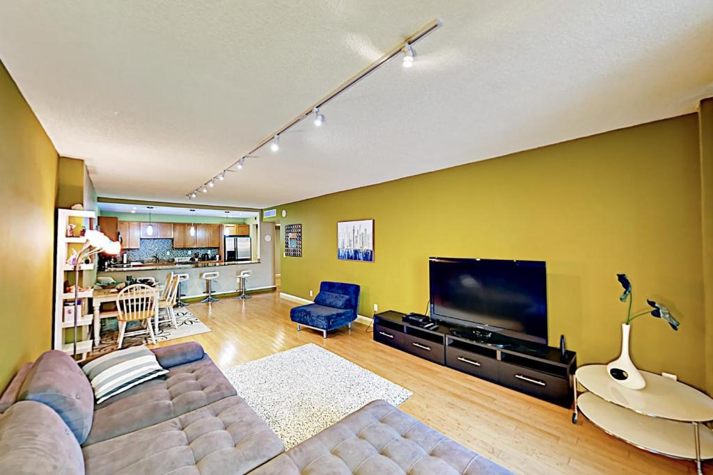 Sunny Isles Beach Apartment | Ocean Reserve 1607