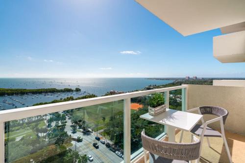 Coconut Grove House | Ocean View Balcony steps from Restaurants, Peacock Park & Marina