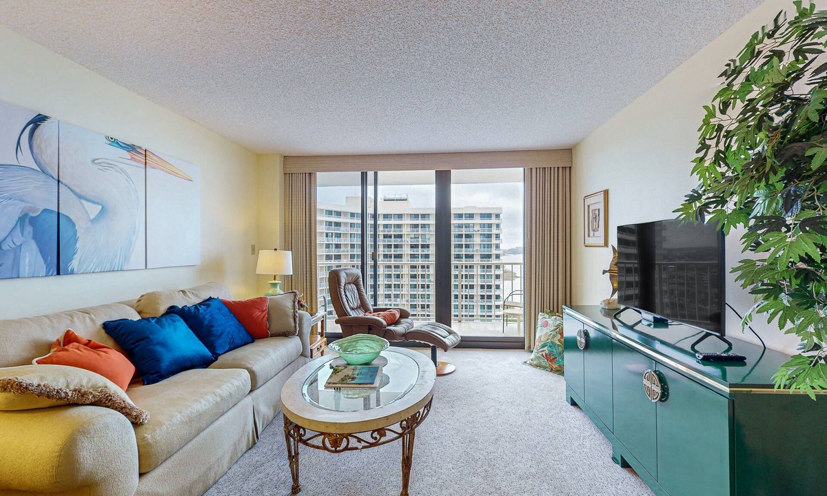 Seaview Court | Marco Island