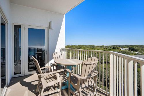 Sandestin Apartment | Oceanfront Condo with Private Balcony Resort Pool & Hot Tub