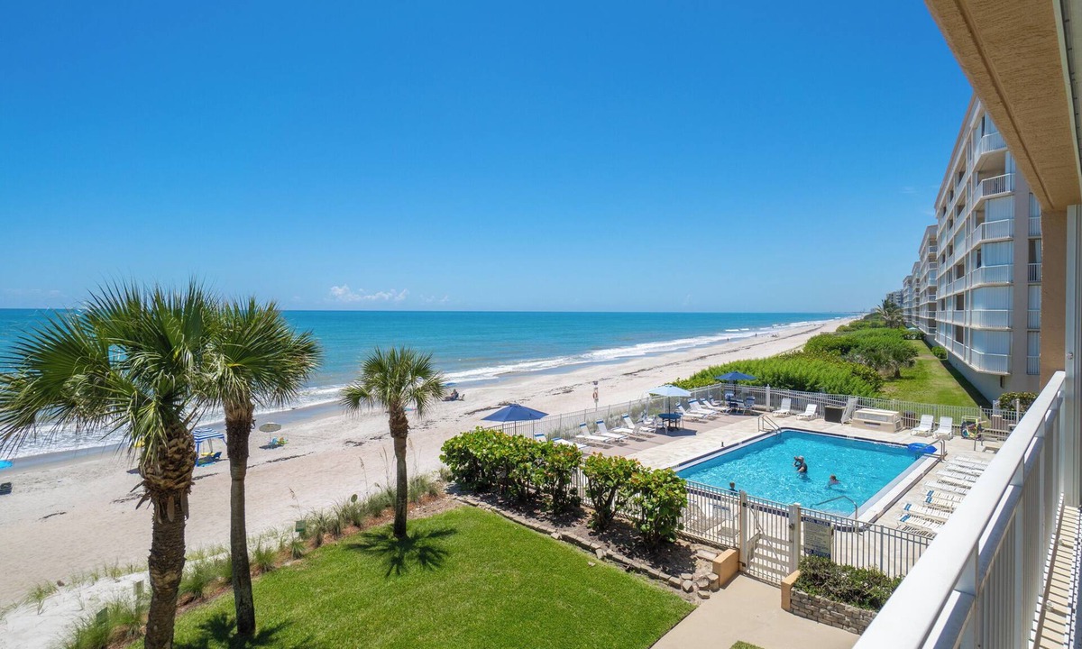 Indian Harbour Beach Condo | Oceanfront condo-steps from the beach! -Sleeps 4 2BR 2BTH on the 3rd floor